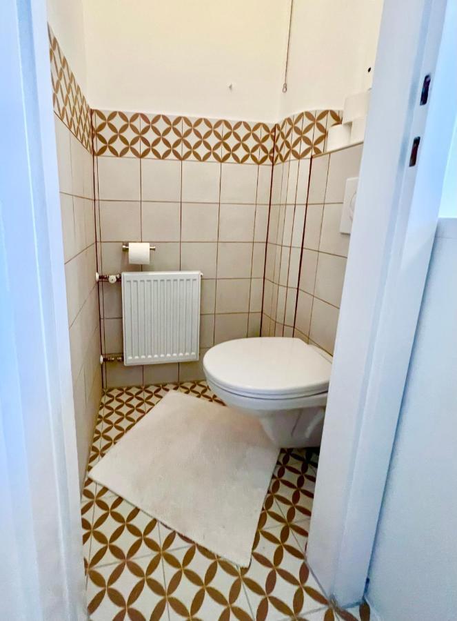 וינה Vintage Design Apartments מראה חיצוני תמונה