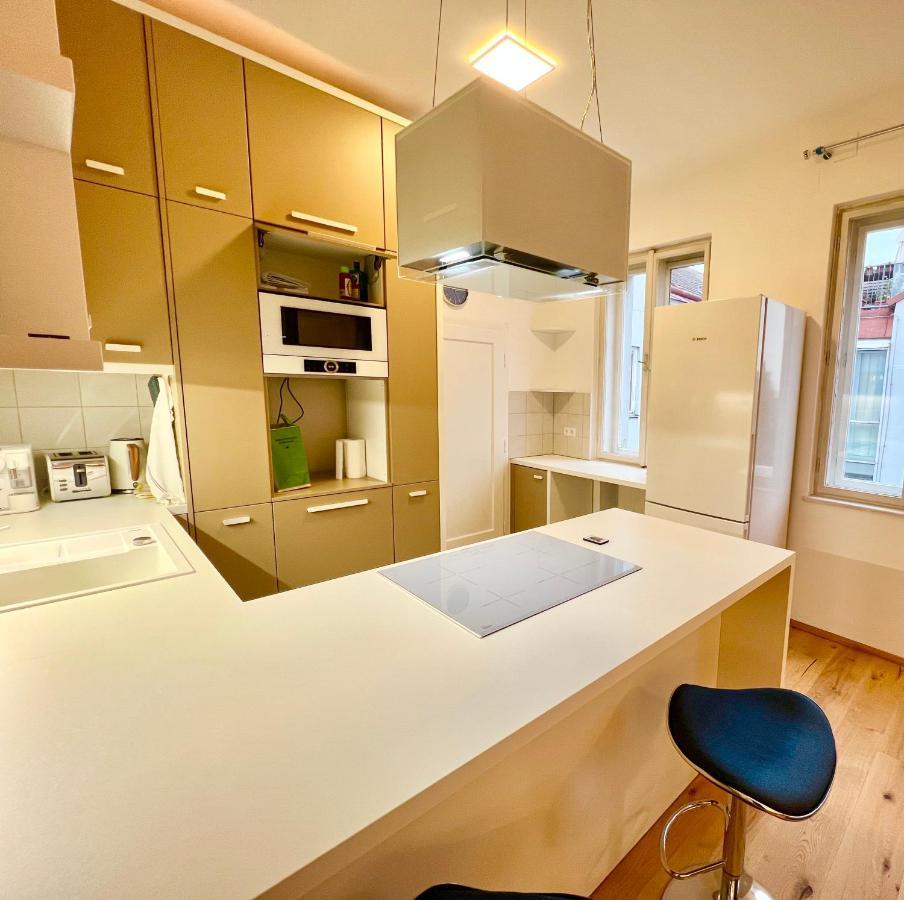 וינה Vintage Design Apartments מראה חיצוני תמונה